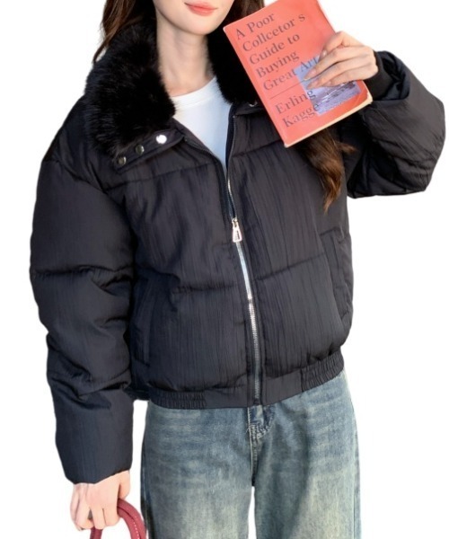 AMAJI（アマジ）の「ファーカラー ショート丈 コットンジャケット（その他アウター・レディース・ホワイト/ブラック・SMALL/MEDIUM/LARGE/X-LARGE）」の4枚目の写真