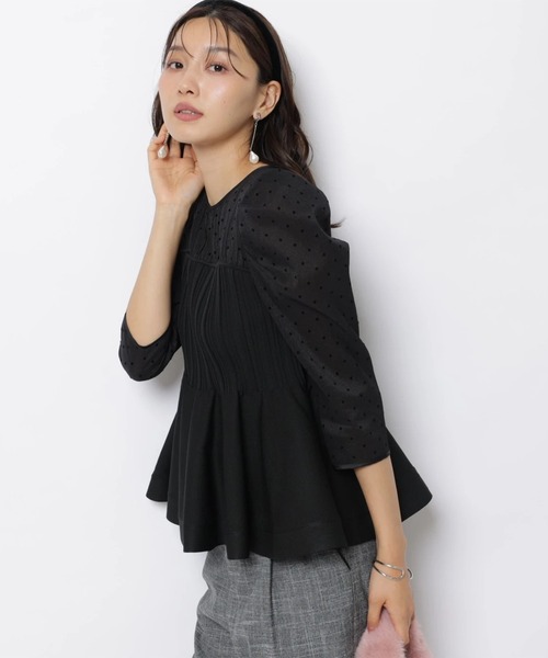 JUSGLITTY(ジャスグリッティー)の「ドットブラウスレイヤードニット(ニット/セーター・レディース・ブラック系その他2/ホワイト系その他・2)」の1枚目の写真