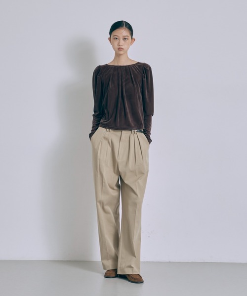 EN NEUME(エンノイム)の「Wide Tuck Pants(その他パンツ・レディース・サックスブルー/ベージュ/パープル・0/1)」の14枚目の写真