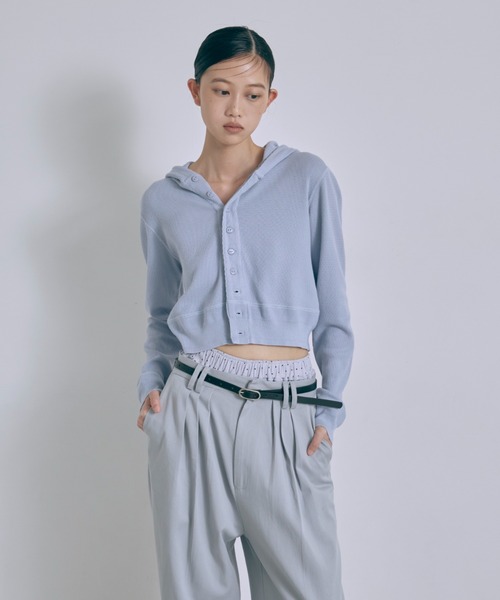 EN NEUME(エンノイム)の「Wide Tuck Pants(その他パンツ・レディース・サックスブルー/ベージュ/パープル・0/1)」の19枚目の写真