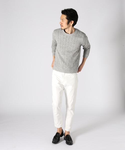 JOURNAL STANDARD（ジャーナルスタンダード）の「スラブコットン ケーブルクルーネックニット#（ニット/セーター・メンズ・グレー/ネイビー/アイボリー/カーキ・MEDIUM/LARGE）」の16枚目の写真