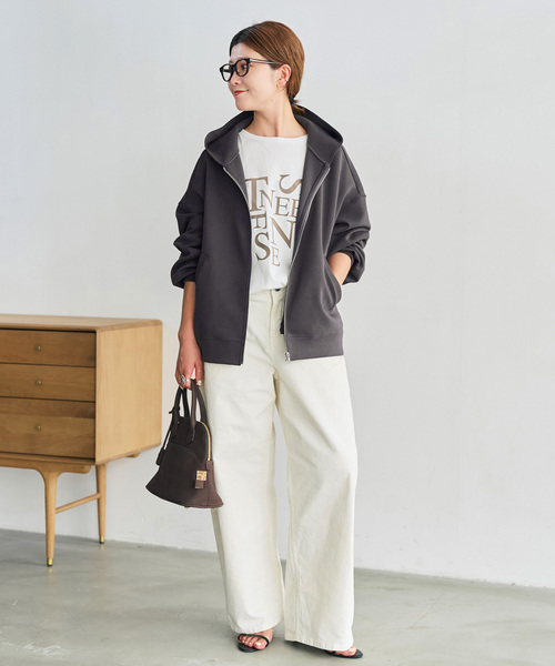 Spick & Span（スピックアンドスパン）の「《一部店舗+WEB限定 / 》コクーンシルエットパーカー（パーカー・レディース・グレー/チャコールグレー・FREE）」の7枚目の写真