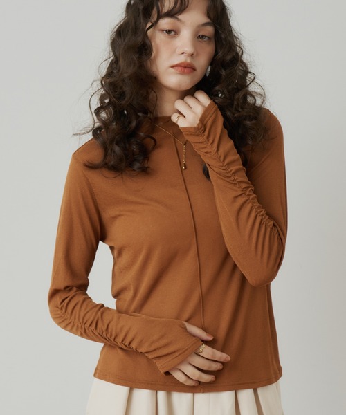 OLUN(オルン)の「mock neck sheer top/モックネックシアートップス(Tシャツ/カットソー・レディース・テラコッタ/アイボリー/ダークブラウン/グリーン/モカ・FREE)」の4枚目の写真