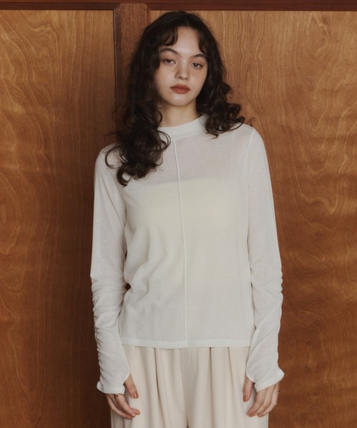 OLUN(オルン)の「mock neck sheer top/モックネックシアートップス(Tシャツ/カットソー・レディース・テラコッタ/アイボリー/ダークブラウン/グリーン/モカ・FREE)」の15枚目の写真