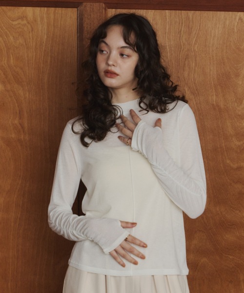 OLUN(オルン)の「mock neck sheer top/モックネックシアートップス(Tシャツ/カットソー・レディース・テラコッタ/アイボリー/ダークブラウン/グリーン/モカ・FREE)」の16枚目の写真
