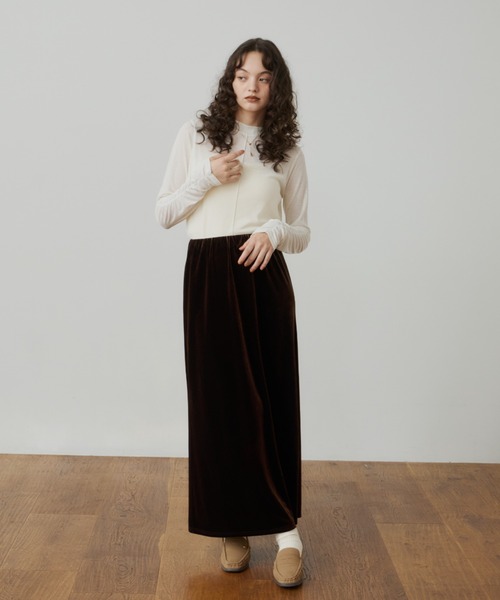 OLUN(オルン)の「mock neck sheer top/モックネックシアートップス(Tシャツ/カットソー・レディース・テラコッタ/アイボリー/ダークブラウン/グリーン/モカ・FREE)」の20枚目の写真