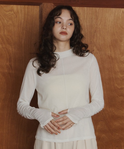 OLUN(オルン)の「mock neck sheer top/モックネックシアートップス(Tシャツ/カットソー・レディース・テラコッタ/アイボリー/ダークブラウン/グリーン/モカ・FREE)」の8枚目の写真