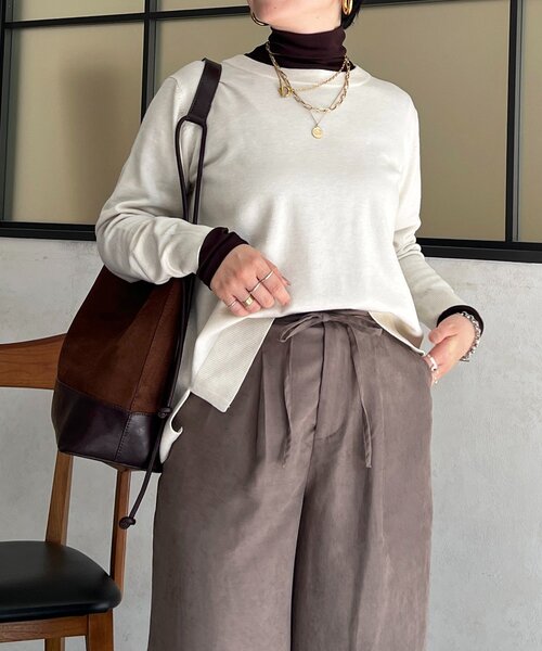 un dix cors(アンディコール)の「スーパーストレッチ後ろスリットプルオーバー(ニット/セーター・レディース・オレンジ/ブラウン/ホワイト系その他/ブルー/チャコールグレー・FREE)」の16枚目の写真