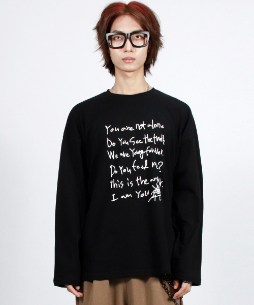 DEMARC(ドゥマーク)の「M テキストグラフィック オーバーサイズ ロングスリーブTシャツ - ブラック(Tシャツ/カットソー・メンズ・その他・LARGE/MEDIUM)」の5枚目の写真