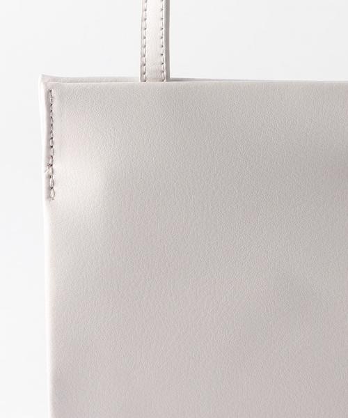 YAHKI（ヤーキ）の「YAHKIスクエアポシェット/YAHKI SQ PCT（ショルダーバッグ・レディース・ホワイト/ライトグレー・FREE）」の7枚目の写真