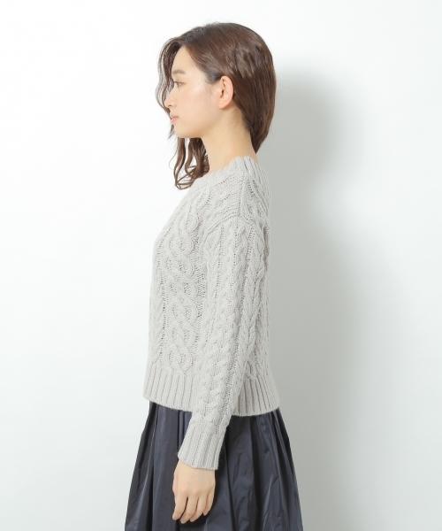 Andemiu(アンデミュウ)の「ケーブルオフショルKNITプルオーバー735431(ニット/セーター・レディース・アイボリー/ライトグレー/ピンク・FREE)」の8枚目の写真