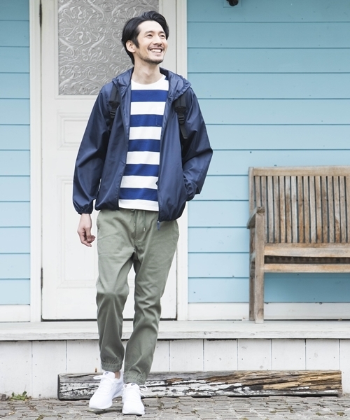 OUTDOOR PRODUCTS（アウトドアプロダクツ）の「【OUTDOOR PRODUCTS】撥水モバイルライトパーカー（マウンテンパーカー・メンズ・ブラック/カーキ/ブラック×ブルー/ネイビー・LARGE/MEDIUM/X-LARGE/SMALL）」の4枚目の写真