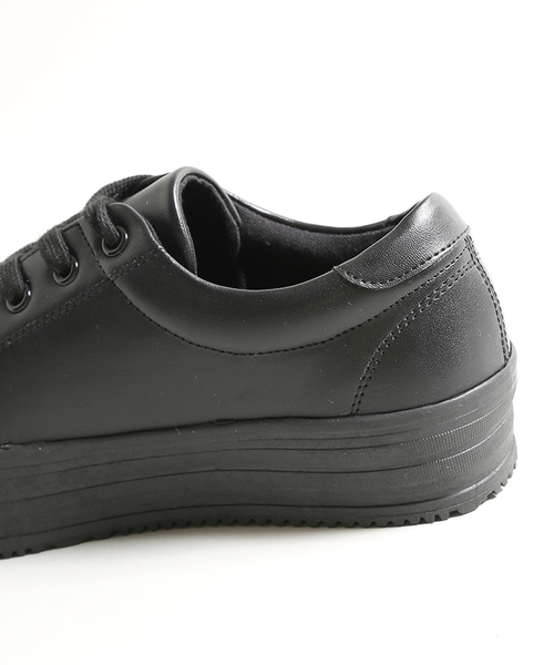 WEGO(ウィゴー)の「WEGO/厚底レースアップスニーカー(スニーカー・レディース・ホワイト/ブラック・LARGE/MEDIUM)」の10枚目の写真