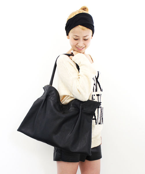 Kastane(カスタネ)の「Kastane magazine bag(トートバッグ・レディース・ブラック・FREE)」の6枚目の写真