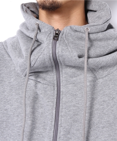 Lui's(ルイス)の「ハイネックパーカー(パーカー・メンズ・ブラック/グレー/ネイビー/ベージュ/ワイン・SMALL/MEDIUM)」の11枚目の写真