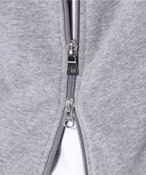 Lui's(ルイス)の「ハイネックパーカー(パーカー・メンズ・ブラック/グレー/ネイビー/ベージュ/ワイン・SMALL/MEDIUM)」の10枚目の写真