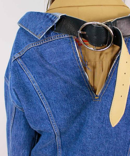 CRY.（クライ）の「SUPER NOVA #Vintage Blue　ベルテッドデニムジャケット#ヴィンテージブルー（デニムジャケット・レディース・ライトインディゴブルー・38/40）」の5枚目の写真