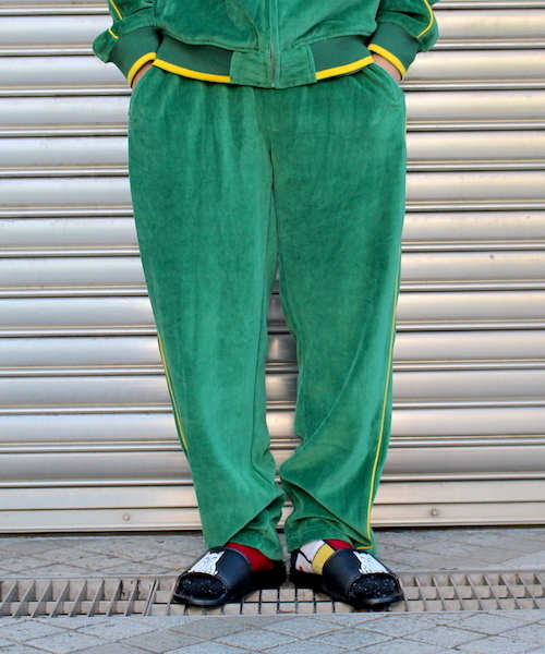 fridge（フリッジ）の「【SWEAT SEDO】スウェットセド ベロアトラックパンツ（その他パンツ・メンズ・ネイビー/ブラウン/グリーン/パープル/ブラック・LARGE/SMALL）」の3枚目の写真