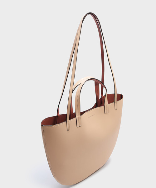 CHARLES & KEITH（チャールズ & キース）の「ラウンドエッジオーバーサイズトート / ROUND EDGE OVERSIZED TOTE（トートバッグ・レディース・ブラック/ベージュ/グリーン・XL）」の5枚目の写真