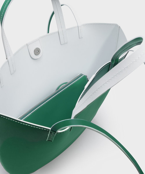 CHARLES & KEITH（チャールズ & キース）の「ラウンドエッジオーバーサイズトート / ROUND EDGE OVERSIZED TOTE（トートバッグ・レディース・ブラック/ベージュ/グリーン・XL）」の16枚目の写真