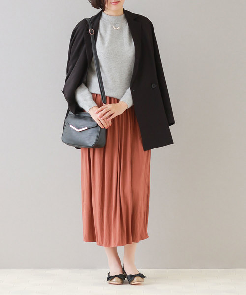 menue(メヌエ)の「グログランリボン付き ラウンドトゥ ローヒール パンプス 1cmヒール フラットシューズ(パンプス・レディース・ブラック/ネイビー/バーガンディー/チャコール/グレイッシュベージュ/ピンクベージュ/ブラック系その他2/ブラック系その他/ブルー/ブラウン系その他・21.5cm/22cm/22.5cm/23cm/23.5cm/24cm/25.5cm/26.0cm/24.5cm/25cm)」の11枚目の写真