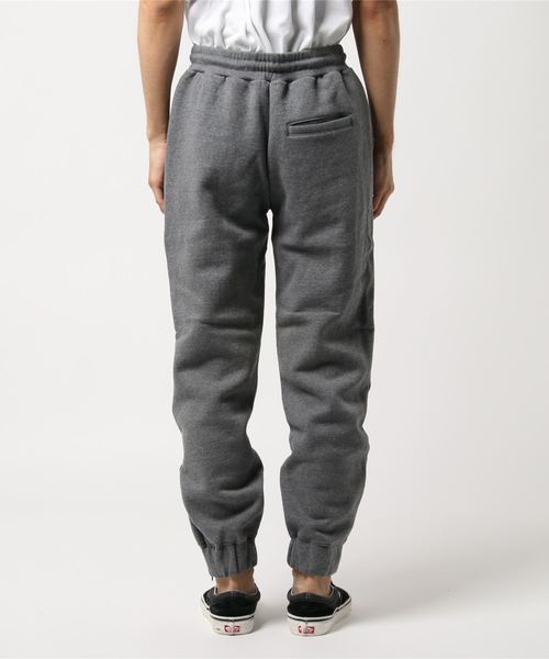 CLANE(クラネ)の「SWEAT PANTS(その他パンツ・メンズ・ブラック/グレー/レッド・1/2)」の5枚目の写真