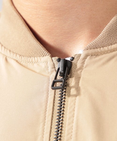 BAYFLOW(ベイフロー)の「合繊リブブルゾン(ブルゾン・メンズ・ブラック/ベージュ・SMALL/MEDIUM/LARGE)」の11枚目の写真