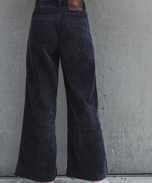 ALEXIA STAM(アリシアスタン)の「Wide Wale Corduroy Pants/ワイドパンツ(その他パンツ・レディース・ネイビー/ブラウン/ピンク・S/M)」の15枚目の写真