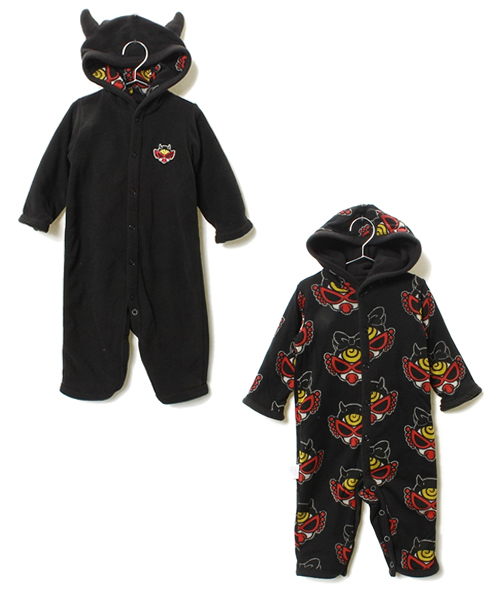 HYSTERIC MINI(ヒステリックミニ)の「BABY DOTTED DEVILKIN 総柄 リバーシブル カバーオール(ロンパース・キッズ・ブラック/ピンク・FREE)」の2枚目の写真