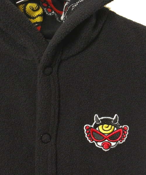 HYSTERIC MINI(ヒステリックミニ)の「BABY DOTTED DEVILKIN 総柄 リバーシブル カバーオール(ロンパース・キッズ・ブラック/ピンク・FREE)」の7枚目の写真