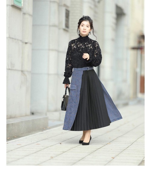 cawaii（カワイイ）の「ツイードとプリーツのコンビラップ風ミディアムスカート（スカート・レディース・ネイビー・M/L）」の2枚目の写真