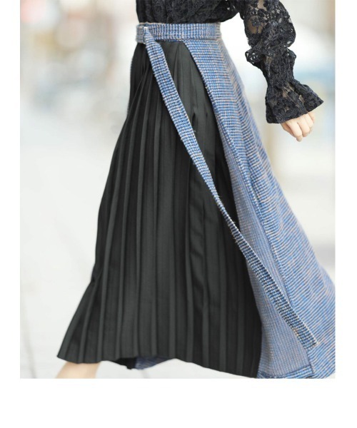 cawaii（カワイイ）の「ツイードとプリーツのコンビラップ風ミディアムスカート（スカート・レディース・ネイビー・M/L）」の9枚目の写真