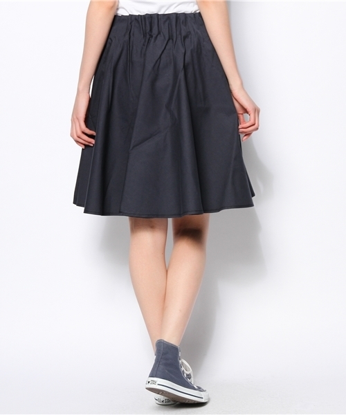 Kastane（カスタネ）の「【Kastane】Wタックステッチスカート（スカート・レディース・グレー/オフホワイト/ネイビー/レッド・FREE）」の9枚目の写真