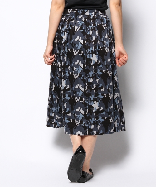 美品 PaulSmith ポールスミス花柄スカートサイズ42 美品 PaulSmith ポールスミス花柄スカートサイズ42