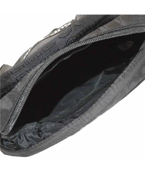 新品Supreme×コーデュラ　使い勝手の良い高機能ショルダーバッグ　希少　限定 Supreme} Shoulder Bag (FW22) 送料関税込 (Supreme/ショルダーバッグ