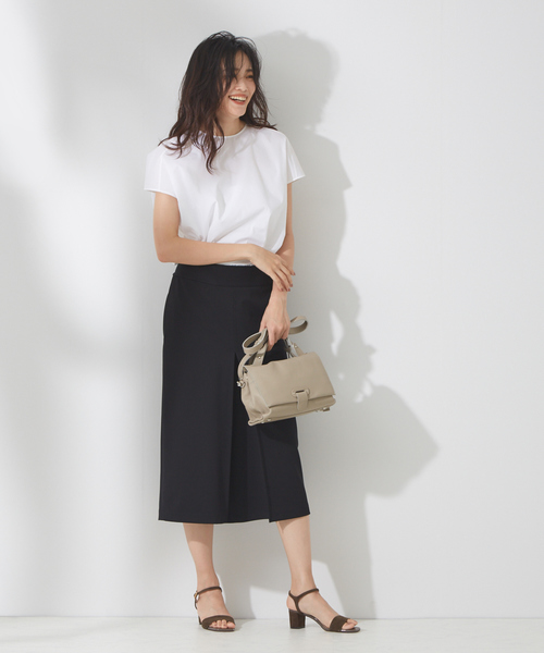 〇新品未使用〇　qualité ストレッチボックスプリーツパンツ qualite（カリテ）の「ストレッチボックスプリーツパンツ