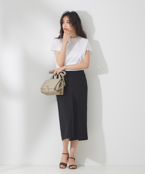〇新品未使用〇　qualité ストレッチボックスプリーツパンツ qualite（カリテ）の「ストレッチボックスプリーツパンツ