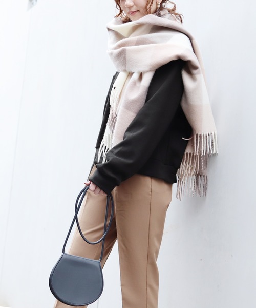 reca（レカ）の「ロングスリーブ裏起毛スシンプルウェット（スウェット・レディース・ブラック/モカ/ホワイト系その他/ブルー系その他・FREE）」の11枚目の写真