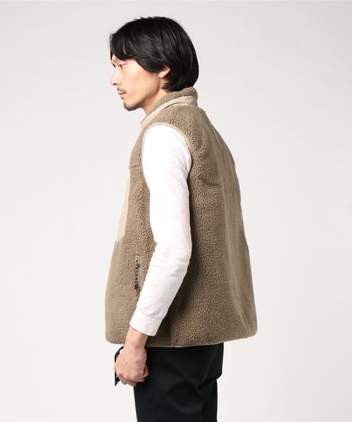 TAION(タイオン)の「【TAION】タイオン BOA REVERSIBLE DOWN BEST(ダウンベスト・メンズ・ブラック/ネイビー/カーキ・MEDIUM/LARGE/X-LARGE)」の4枚目の写真