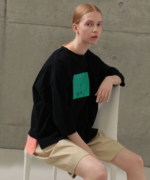 FRAPBOIS(フラボア)の「パウディーT カットソー(Tシャツ/カットソー・レディース・オレンジ系その他/ブラック/ホワイト・1/2)」の16枚目の写真