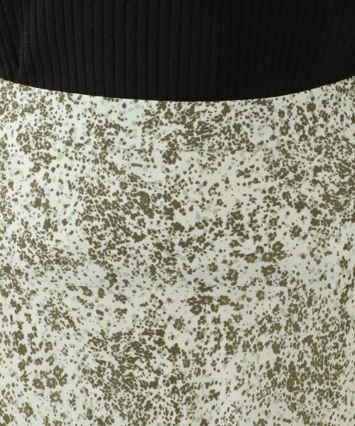 LOWRYS FARM（ローリーズファーム）の「ドットフラワーフレアスカート　893365（スカート・レディース・ネイビー/アイボリー・FREE）」の7枚目の写真