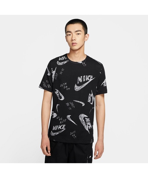 NIKE(ナイキ)の「NIKE/ナイキ AOP Tシャツ(Tシャツ/カットソー・メンズ・ブラック・XL/L/S/M)」の1枚目の写真