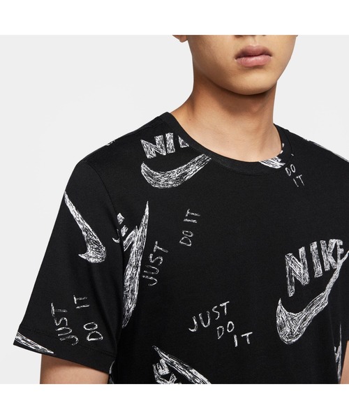 NIKE(ナイキ)の「NIKE/ナイキ AOP Tシャツ(Tシャツ/カットソー・メンズ・ブラック・XL/L/S/M)」の6枚目の写真