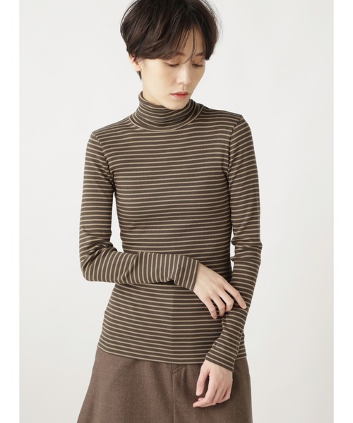 human woman(ヒューマンウーマン)の「スビン丸胴ボーダー(Tシャツ/カットソー・レディース・チャコールグレー/ダークオリーブ・MEDIUM)」の14枚目の写真