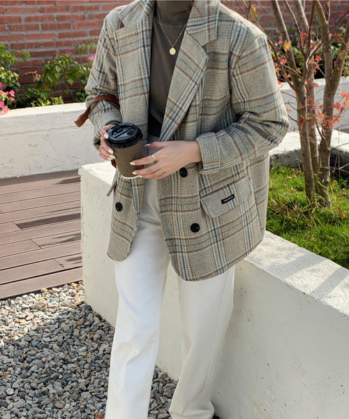 emi+(エミプラス)の「BIGシルエット チェック柄テーラージャケット(チェスターコート・レディース・ブラック/ブラウン/ダークブラウン/ベージュ/アイボリー・S/M/L)」の18枚目の写真