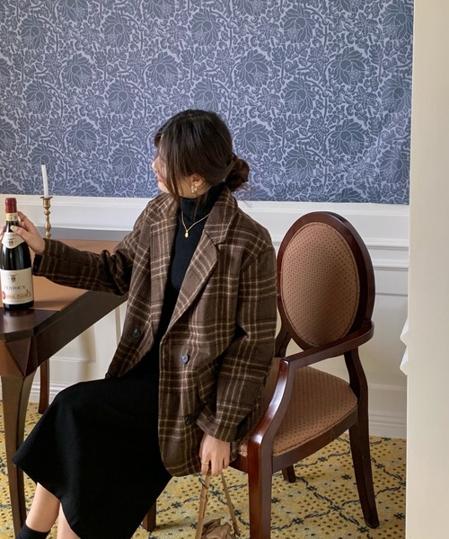 emi+(エミプラス)の「BIGシルエット チェック柄テーラージャケット(チェスターコート・レディース・ブラック/ブラウン/ダークブラウン/ベージュ/アイボリー・S/M/L)」の13枚目の写真