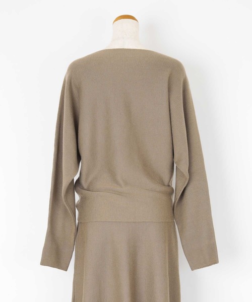 UR'S（ユアーズ）の「ﾄﾞﾙﾏﾝﾆｯﾄ×ｽｶｰﾄｾｯﾄｱｯﾌﾟ（セットアップ・レディース・ブラック/グレイッシュベージュ・S/M/L）」の21枚目の写真