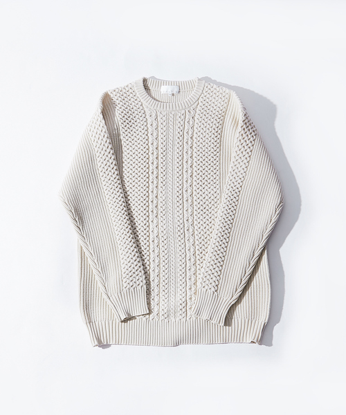 ABAHOUSE（アバハウス）の「クルーネック アランニット（ニット/セーター・メンズ・ブラック/オフホワイト/グレイッシュベージュ/グレイッシュブルー・46/44/48）」の6枚目の写真