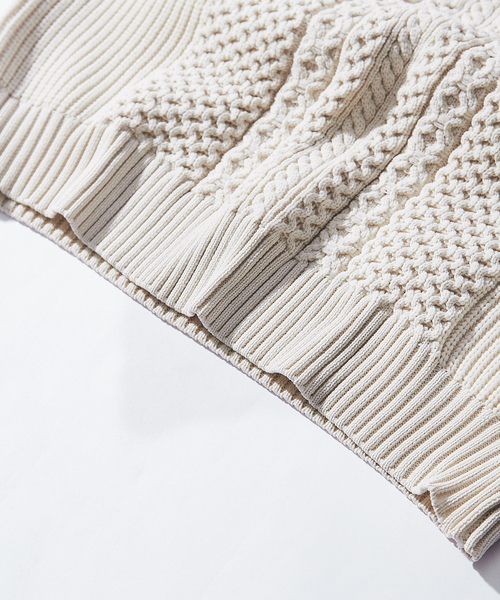 ABAHOUSE（アバハウス）の「クルーネック アランニット（ニット/セーター・メンズ・ブラック/オフホワイト/グレイッシュベージュ/グレイッシュブルー・46/44/48）」の9枚目の写真