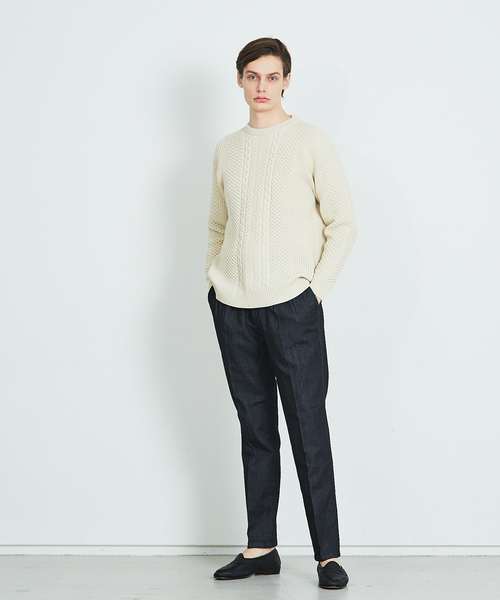 ABAHOUSE（アバハウス）の「クルーネック アランニット（ニット/セーター・メンズ・ブラック/オフホワイト/グレイッシュベージュ/グレイッシュブルー・46/44/48）」の12枚目の写真